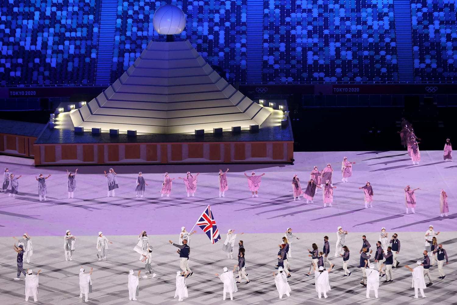 Photos: Spectacle endures at Tokyo Olympics opening ceremony