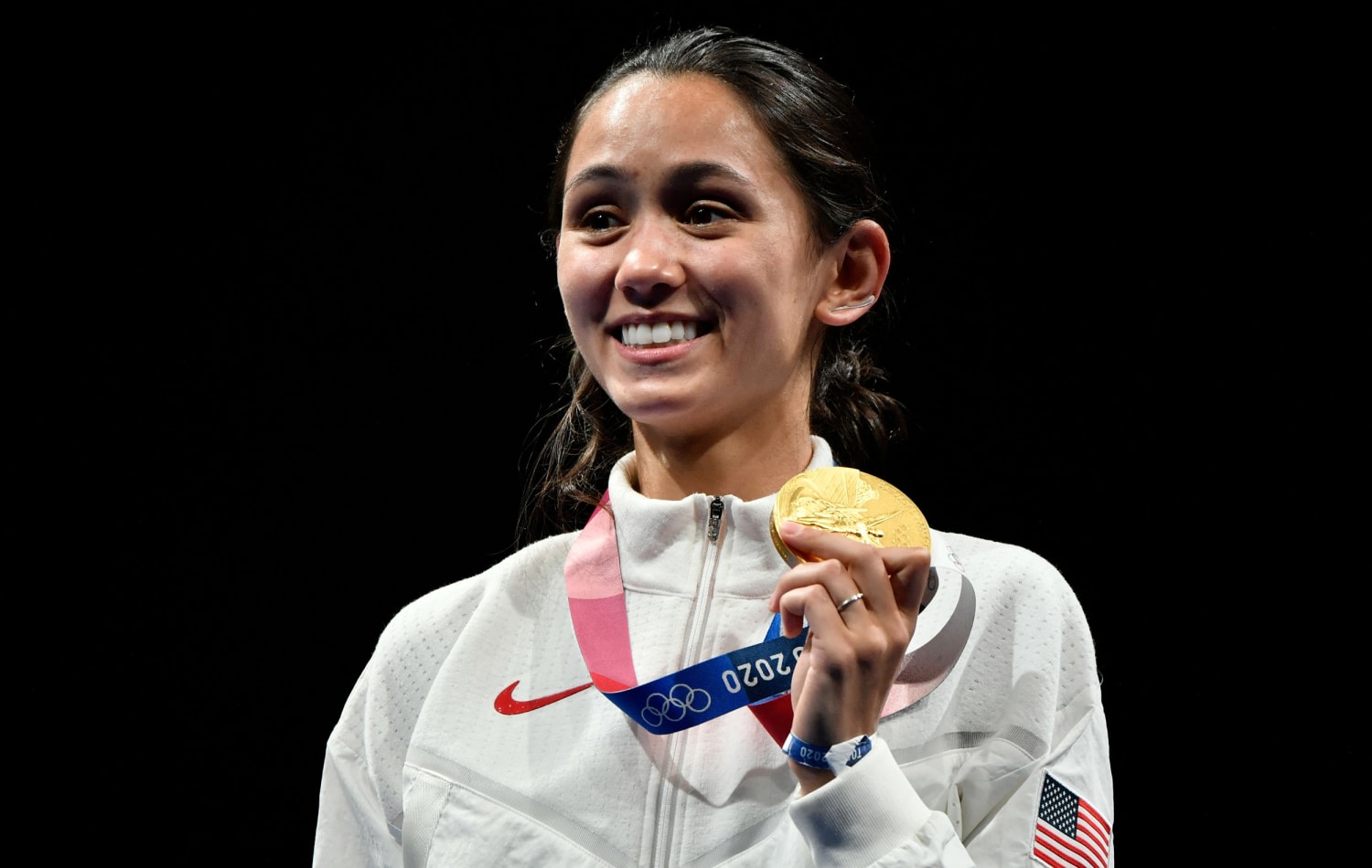 Lee Kiefer wins Olympic fencing gold while in med school