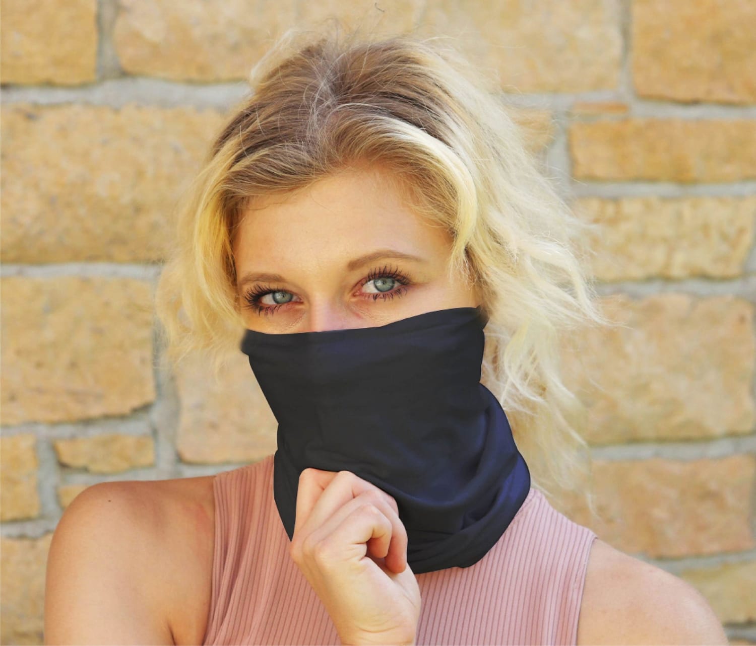 How to wear a neck gaiter to protect against Covid