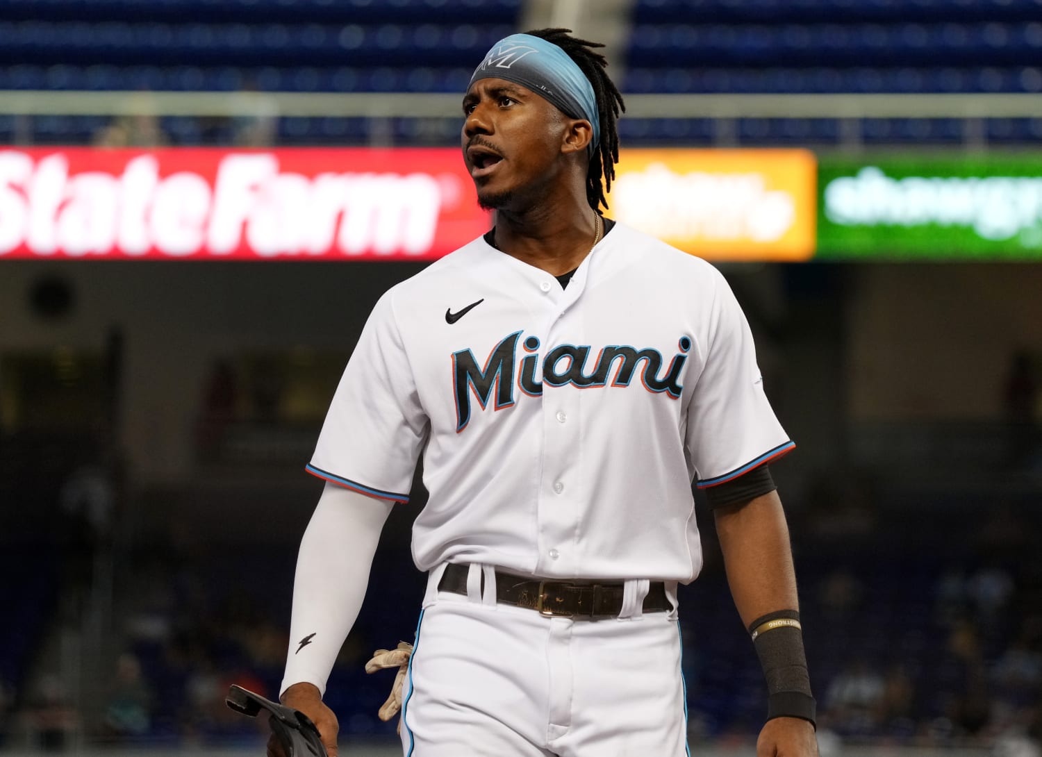 Marlins fans have only one complaint about '90s teal throwbacks