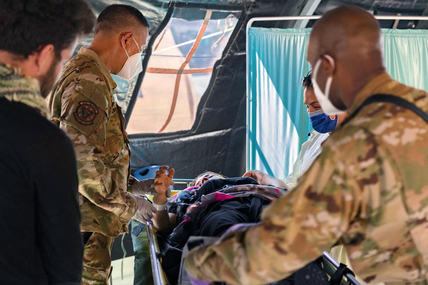 Baby arrives during hurricane via C-section by flashlight > Air Force >  Article Display