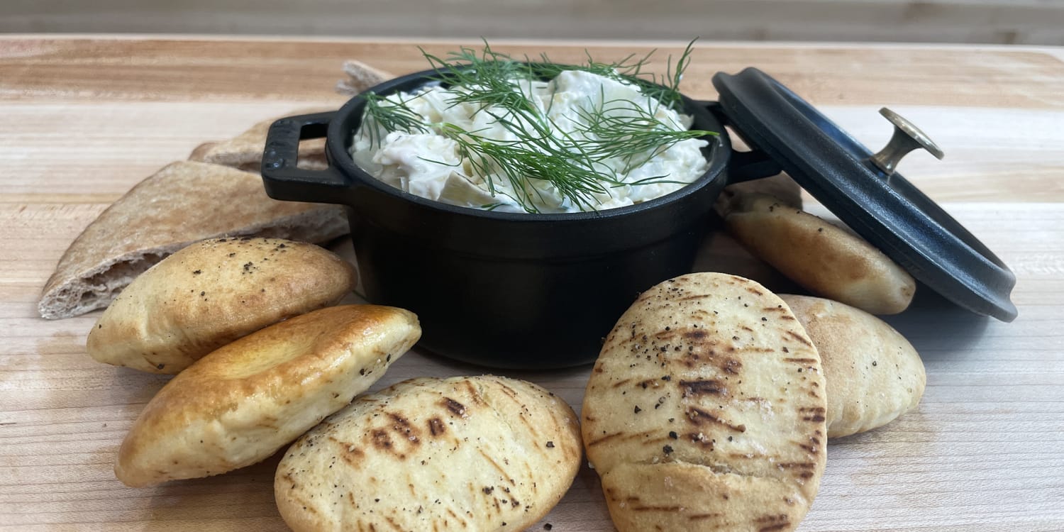Creamy Artichoke Dip with Homemade Pita Chips
