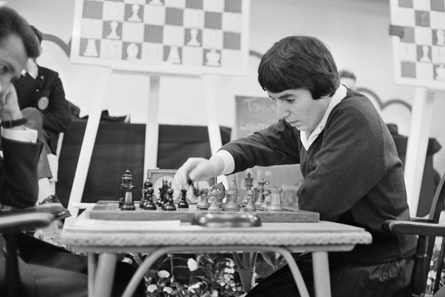 The Queen's Gambit: Why there has never been a female chess world