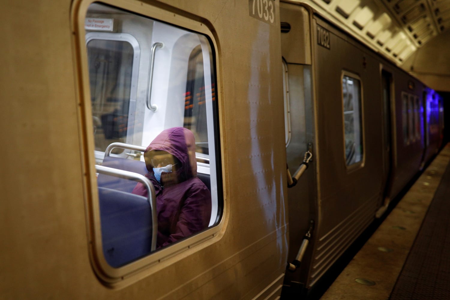 211018-washington-dc-metro-rail-2020-ac-