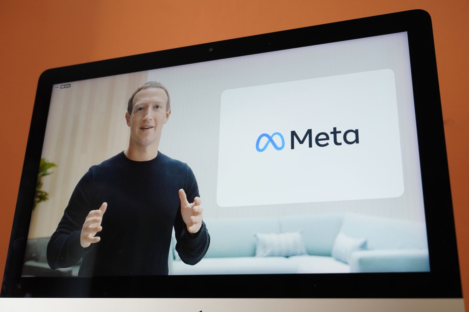 zuckerberg tells staff to meta stock