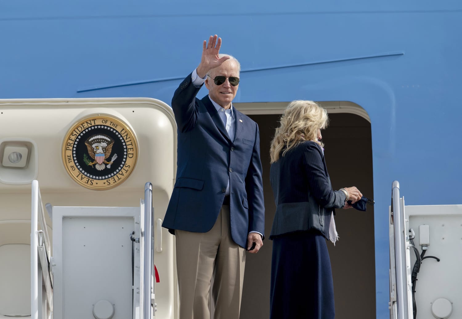 Does Biden's Fake Air Force One Prove He Is Not Really President?