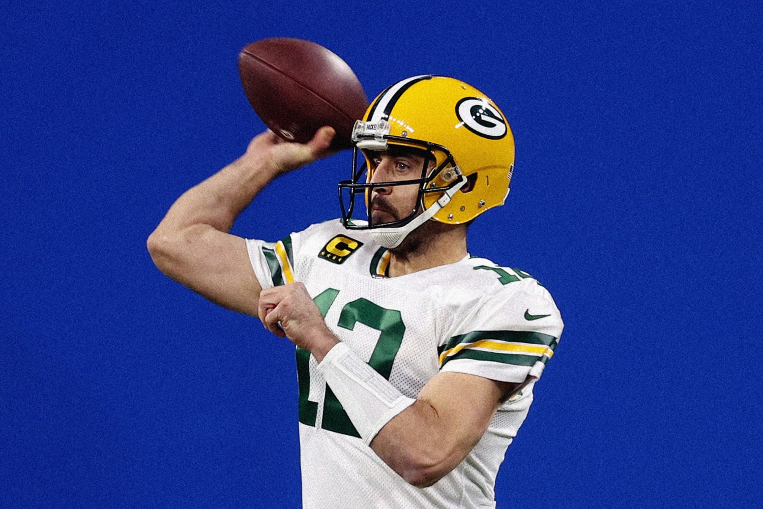 Aaron Rodgers Rejects 'Endangerment to Society' Jibes Over Vaccine