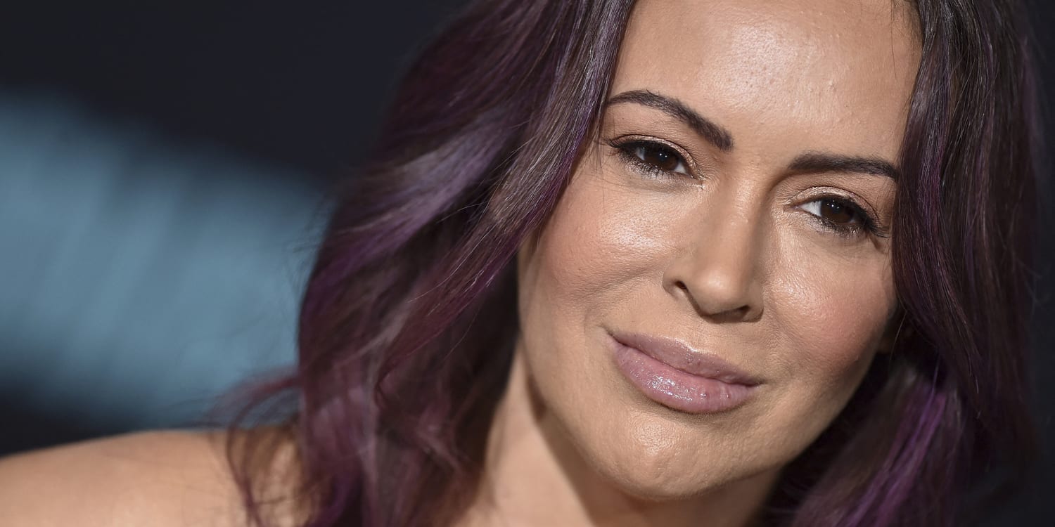 Alyssa Milano thought miscarriages were result of abortions