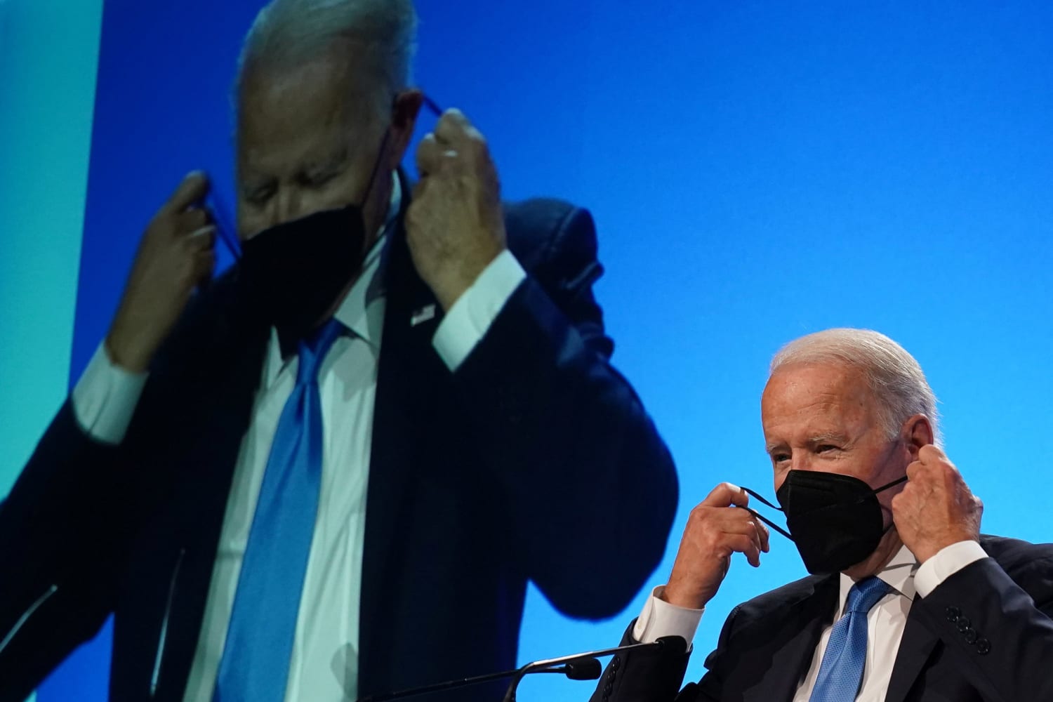 Conservatives want to make omicron Biden’s curse. But there’s blame to share.
