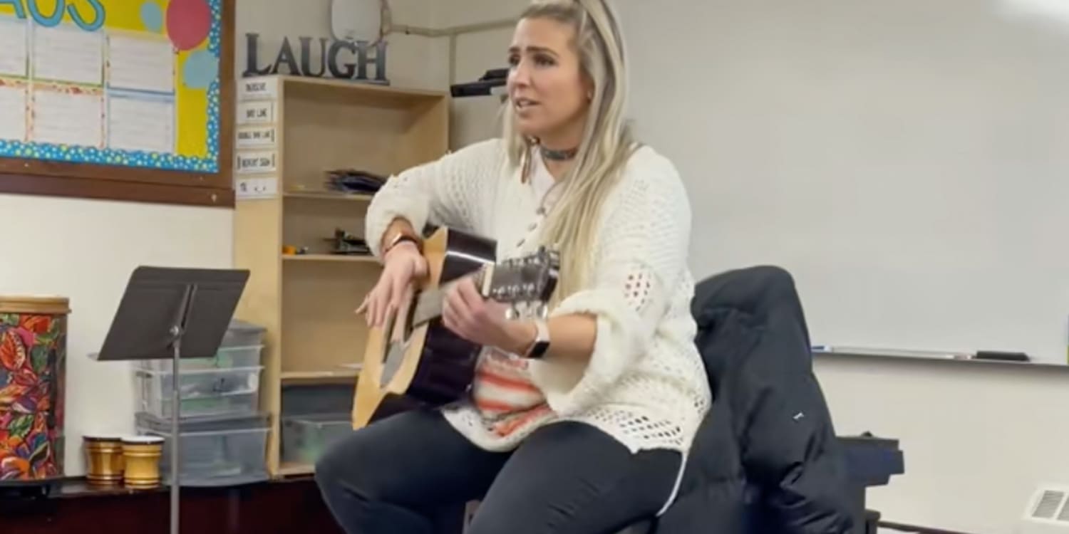 On The Twelfth Day Of Christmas My Teacher Gave To Me Lyrics 2022