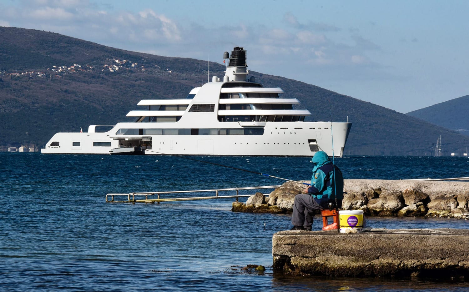 Billionaire Russians take over yacht scene in St. Barts