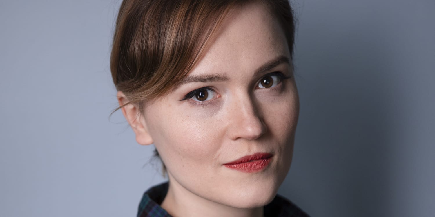 For Her First Adult Novel, Veronica Roth Finds Freedom in a Female