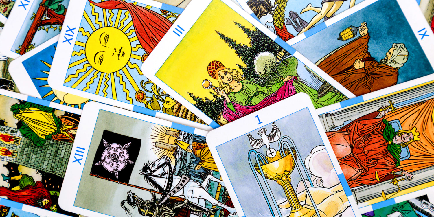 Top 10 Tarot Cards for Delays and Waiting