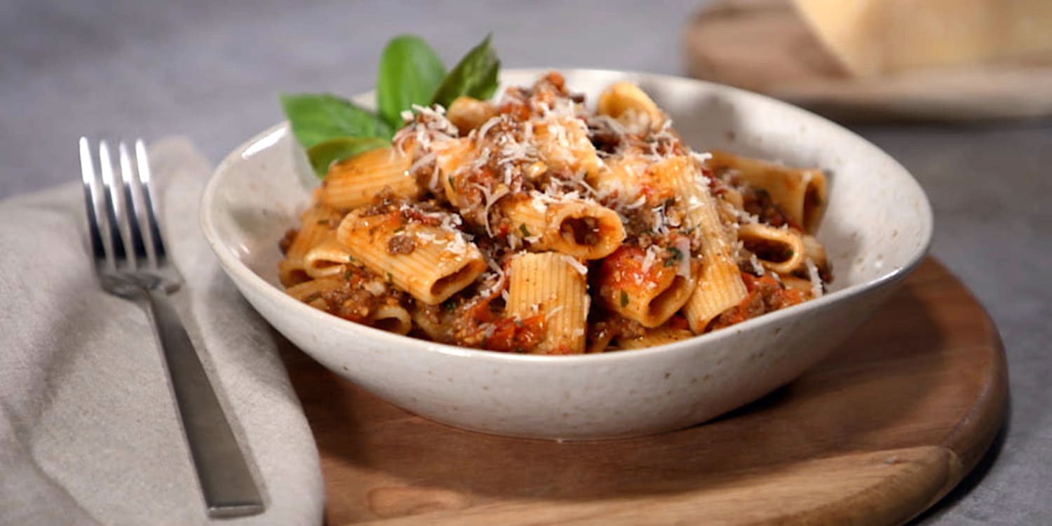 Make cherry tomato ragu with pasta for a quick weeknight dinner