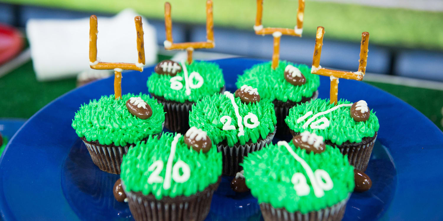 Eagles Cupcakes  Superbowl desserts, Sport cakes, Desserts