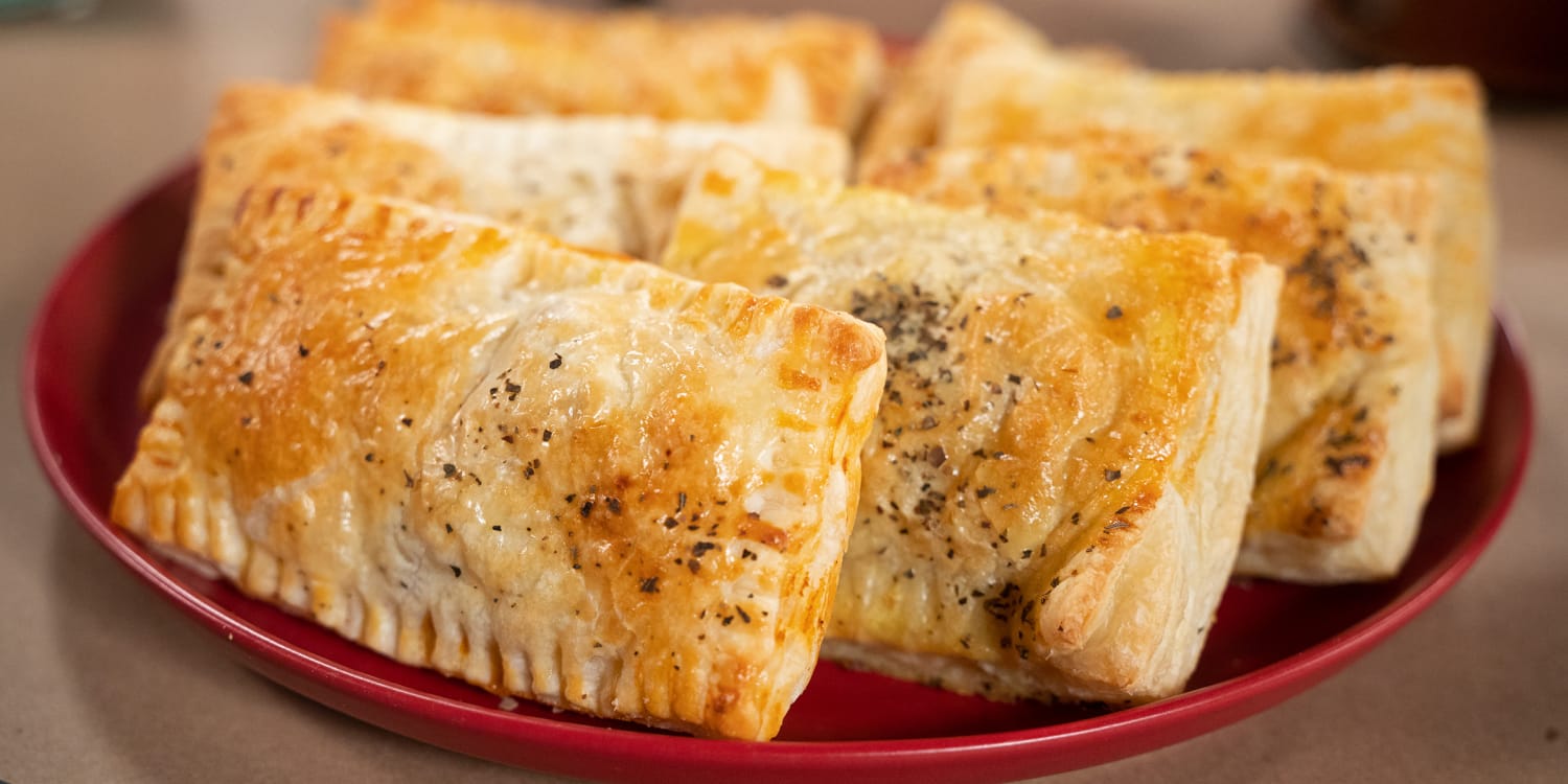 Easy Pizza Pockets Recipe - How to Make DIY Pizza Pockets-image