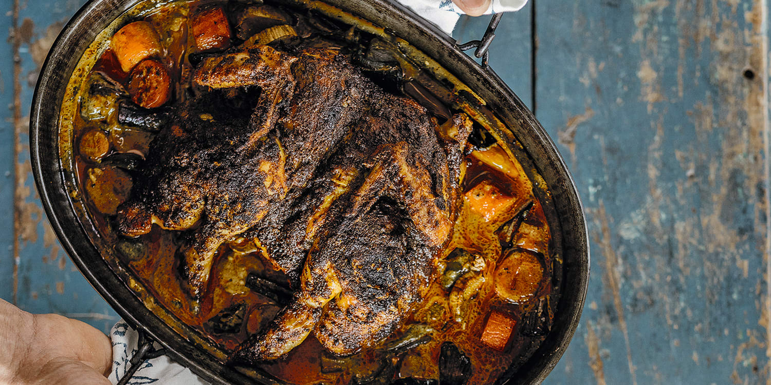 This chicken curry traybake is an easy, well-balanced, one-pan supper