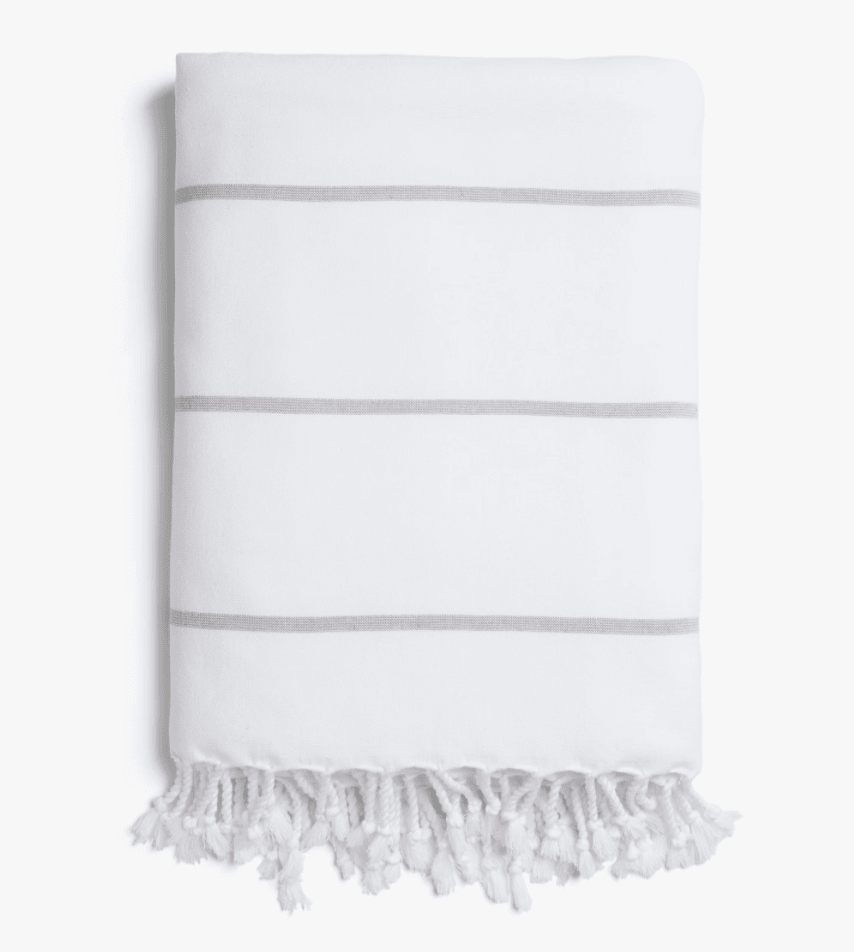 8 best Turkish beach towels, according to experts
