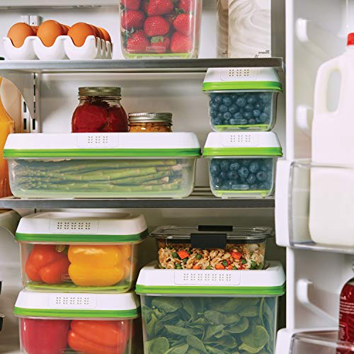 Rubbermaid FreshWorks Containers Keep Produce Fresh Longer - The  Neighborhood Moms