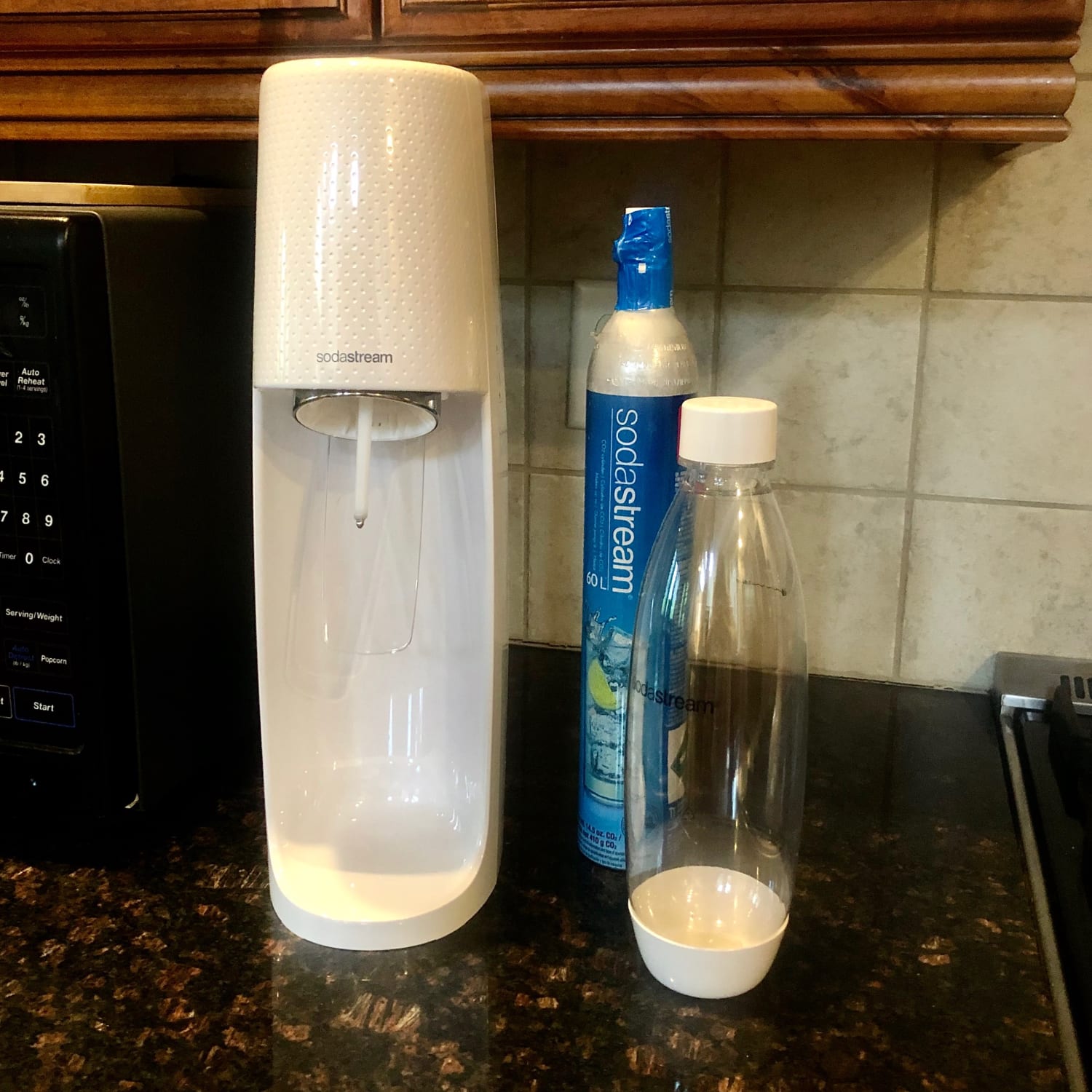 ソーダストリーム(Fizzi) Amazon | SodaStream (ソーダストリーム) Fizzi 炭酸水メーカー
