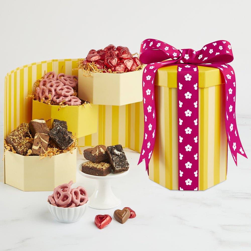32 Best Mother's Day Gift Baskets, Gift Boxes, Gift Sets in 2022: Truffles,  Gourmet Goodies, Bath Bombs