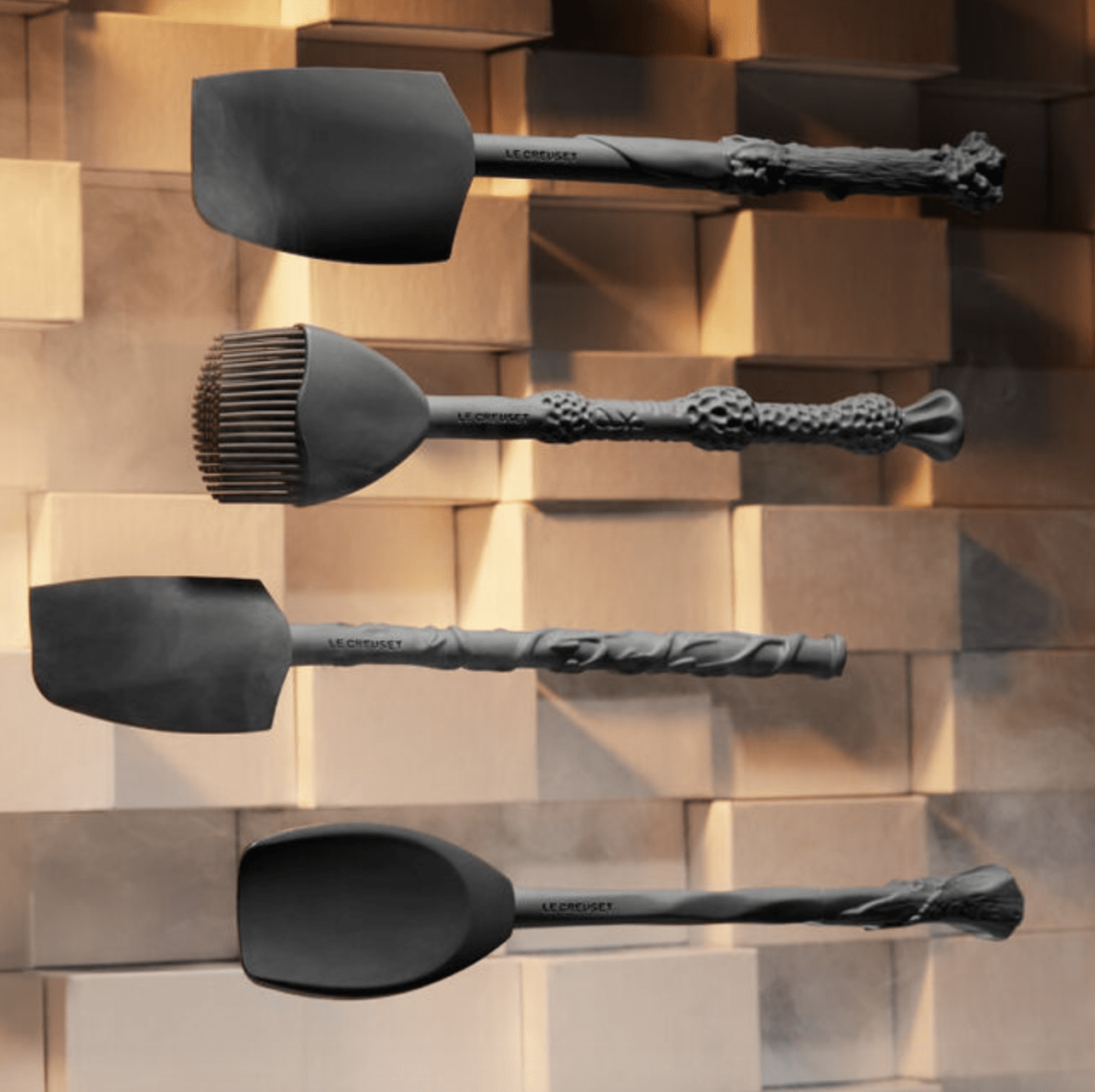Le Creuset has a new Harry Potter range with a Hogwarts Express
