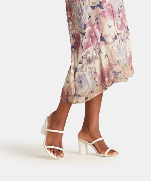 cute dress shoes for wide feet Wide-Foot Approved - The Best Everyday Shoes for Extra Wide Feet