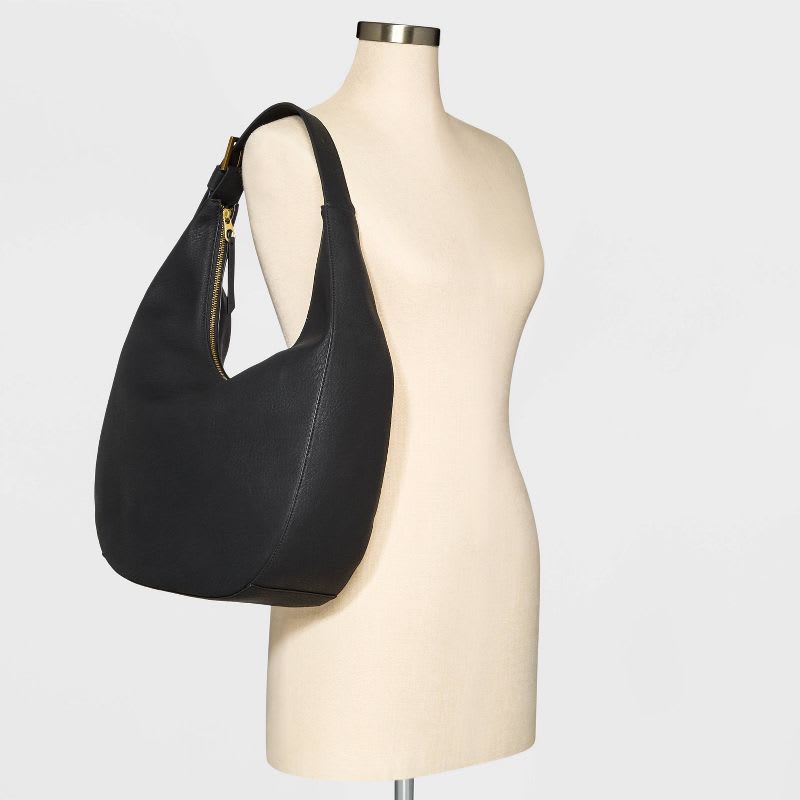 12 Best Crescent Bags for Women – Top Crescent Bags for Spring 2023