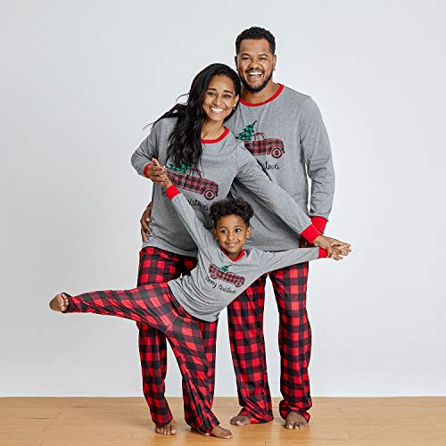 24 Best Matching Holiday Pajamas For Families In 2022
