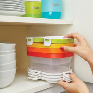 Tupperware, Kitchen, 3 Small Tupperware Containers