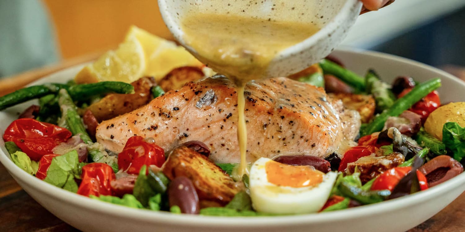 Get dinner on the table fast with this sheet-pan salmon niçoise salad