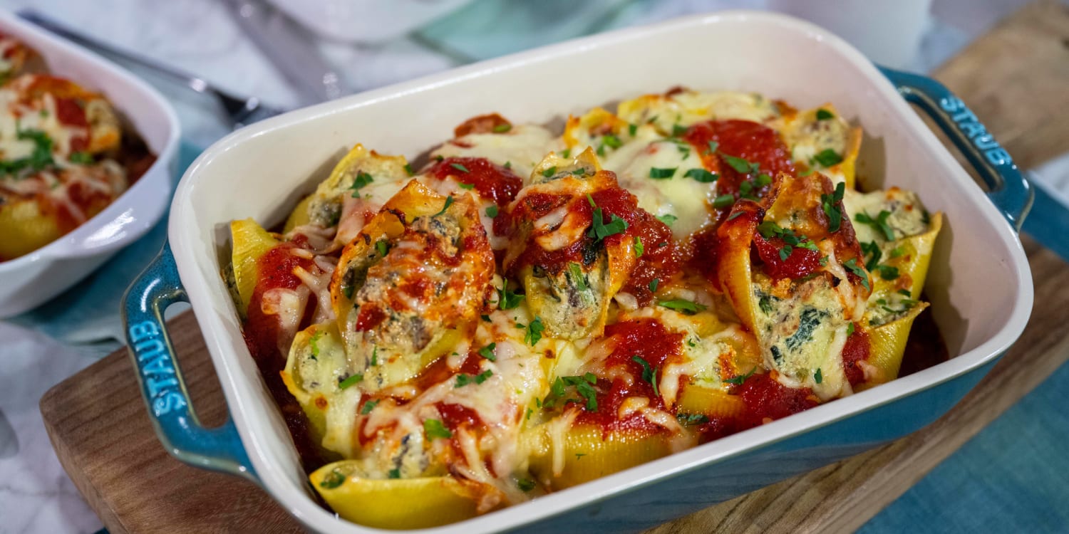 Kale-Artichoke Stuffed Shells