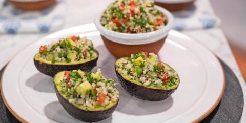 BBQ chicken quinoa salad bowls (+ video) - Family Food on the Table