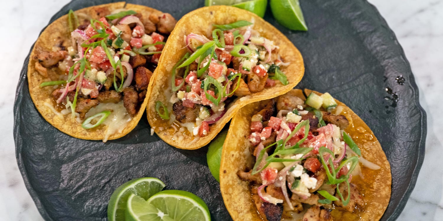 Pack chicken tacos with Mediterranean salad for a crunchy, refreshing bite