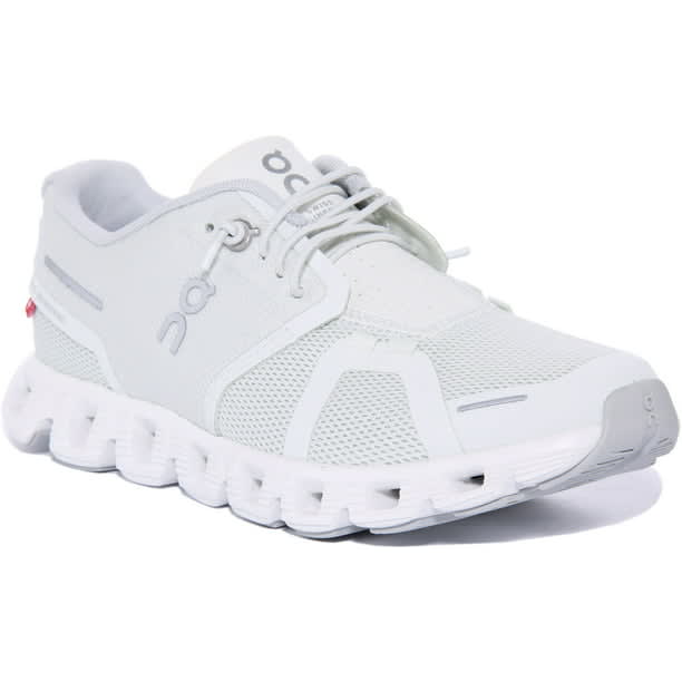 White Nonporous Shoes Discountable Price