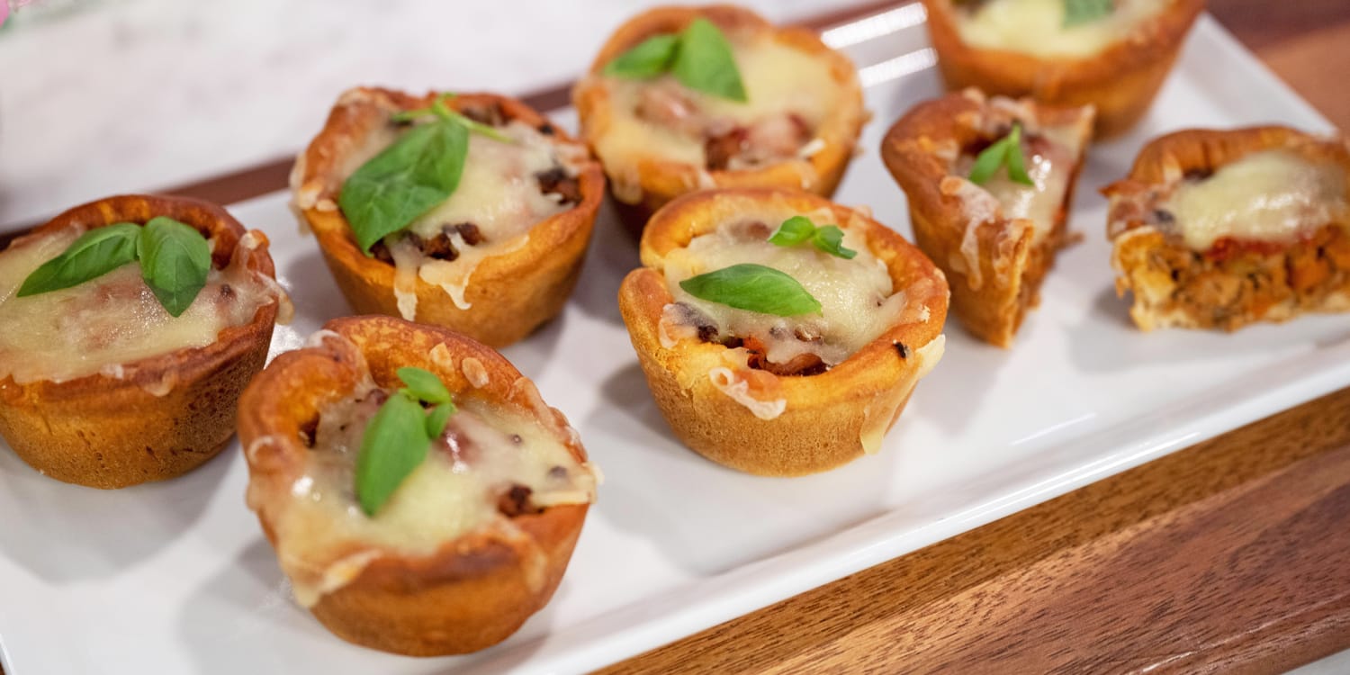 Use leftover meat sauce to make easy-to-eat pizza cups