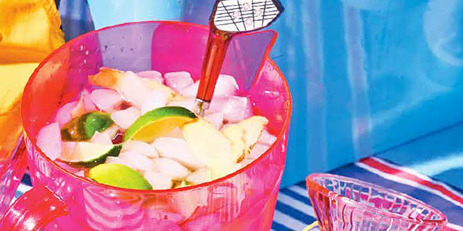 Sweet n' Fun Game Night Rum Punch, Colorful and fruity rum punch