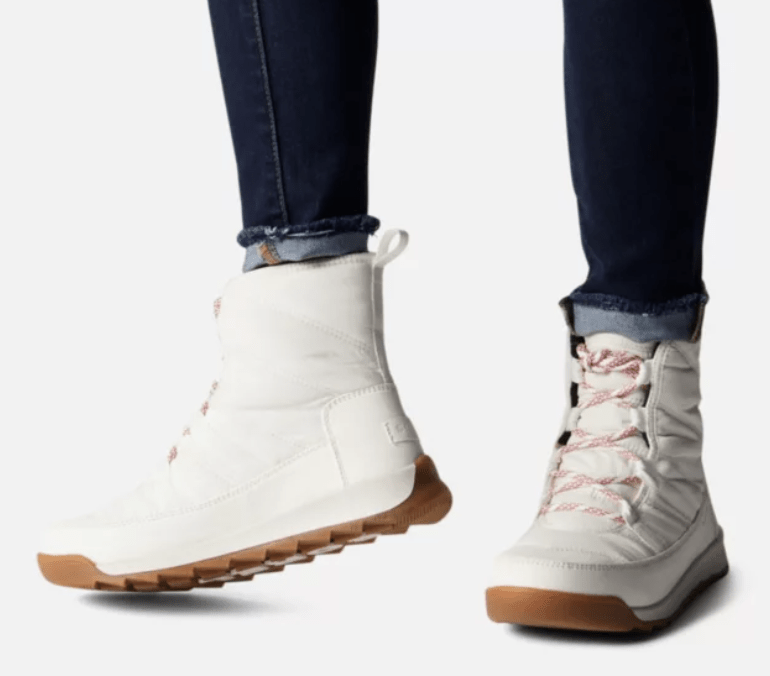 20 Best Women's Snow Boots to Buy in 2022, According to Podiatrists