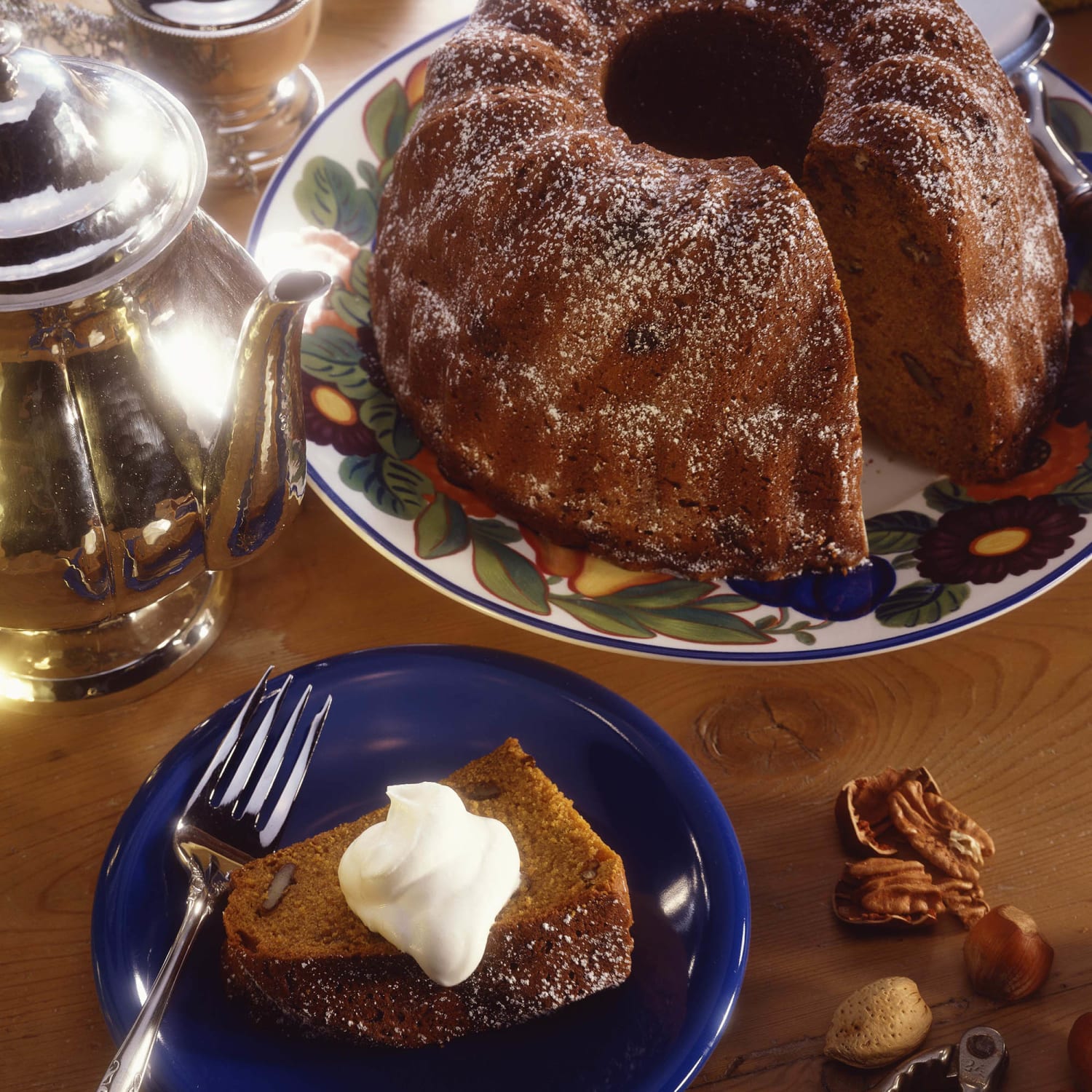 Easy Spiced Gingerbread Bundt Cake - Cosette's Kitchen