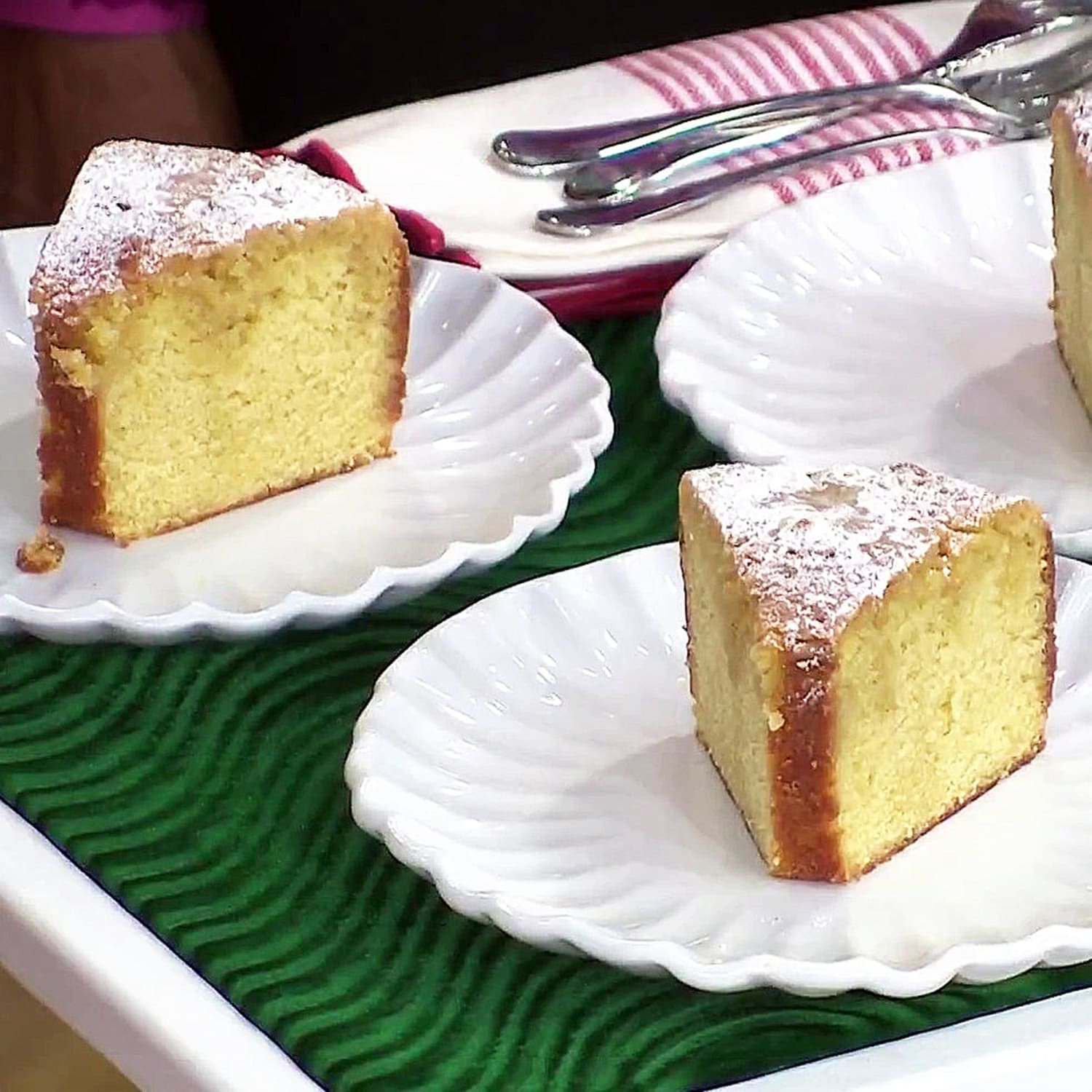 Copycat Sara Lee Pound Cake — Let's Dish Recipes