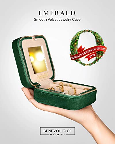 Benevolence LA - Oprah's Favorite Things Velvet Square Jewelry Box
