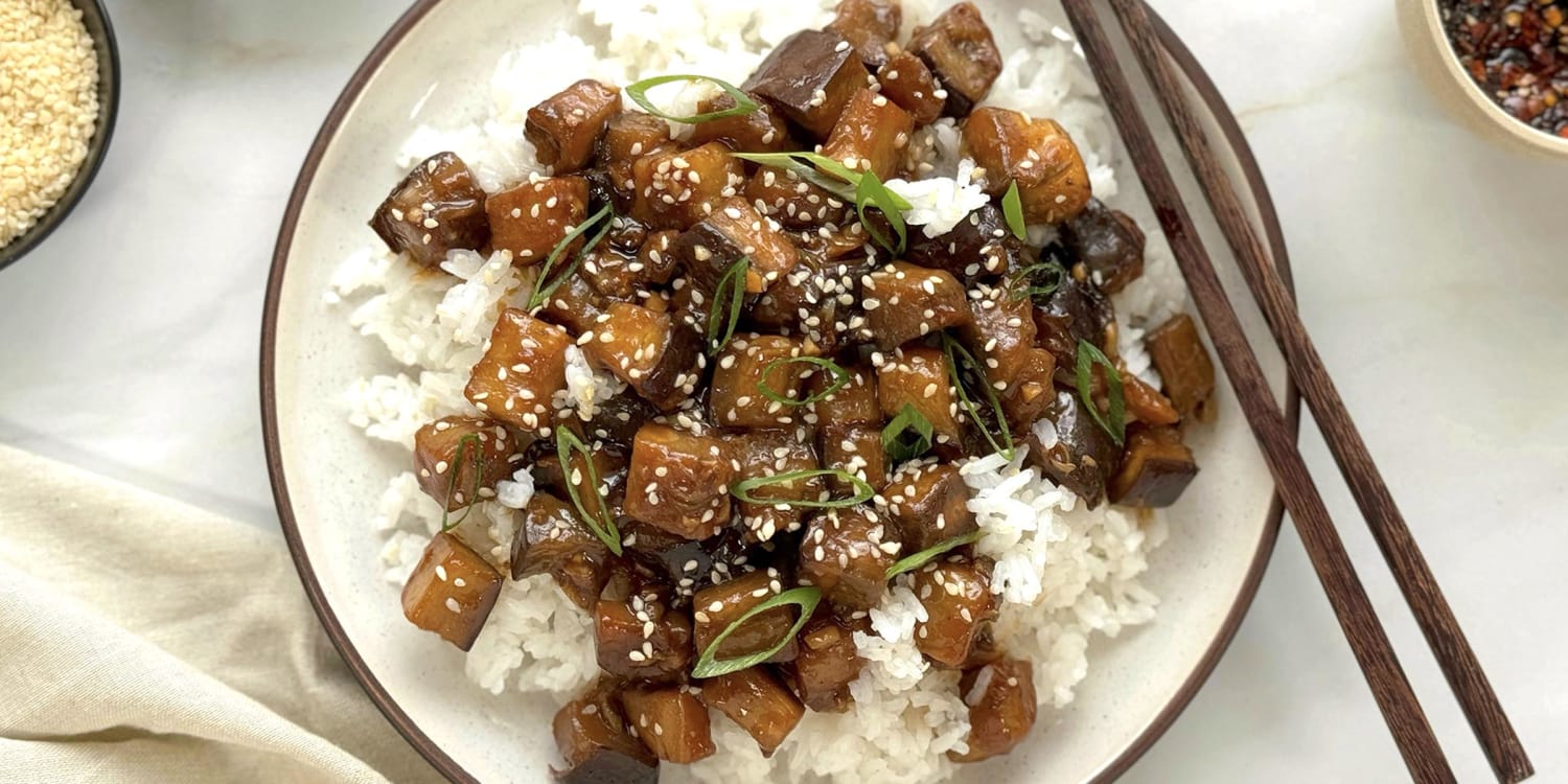 This vegetarian eggplant stir-fry is the ultimate savory side dish