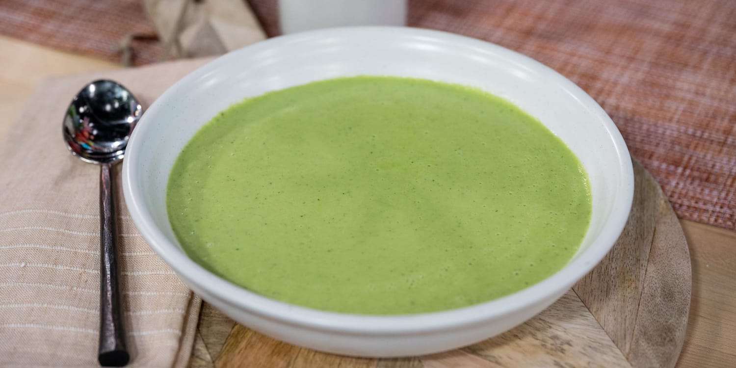 This cooling no-cook cucumber soup is perfect for summer