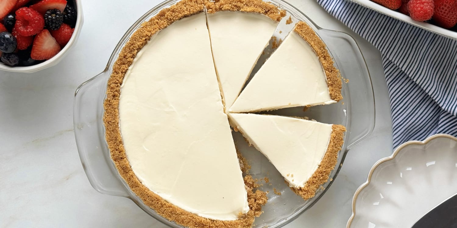 Use sour cream to make a delightfully tangy and creamy cheesecake