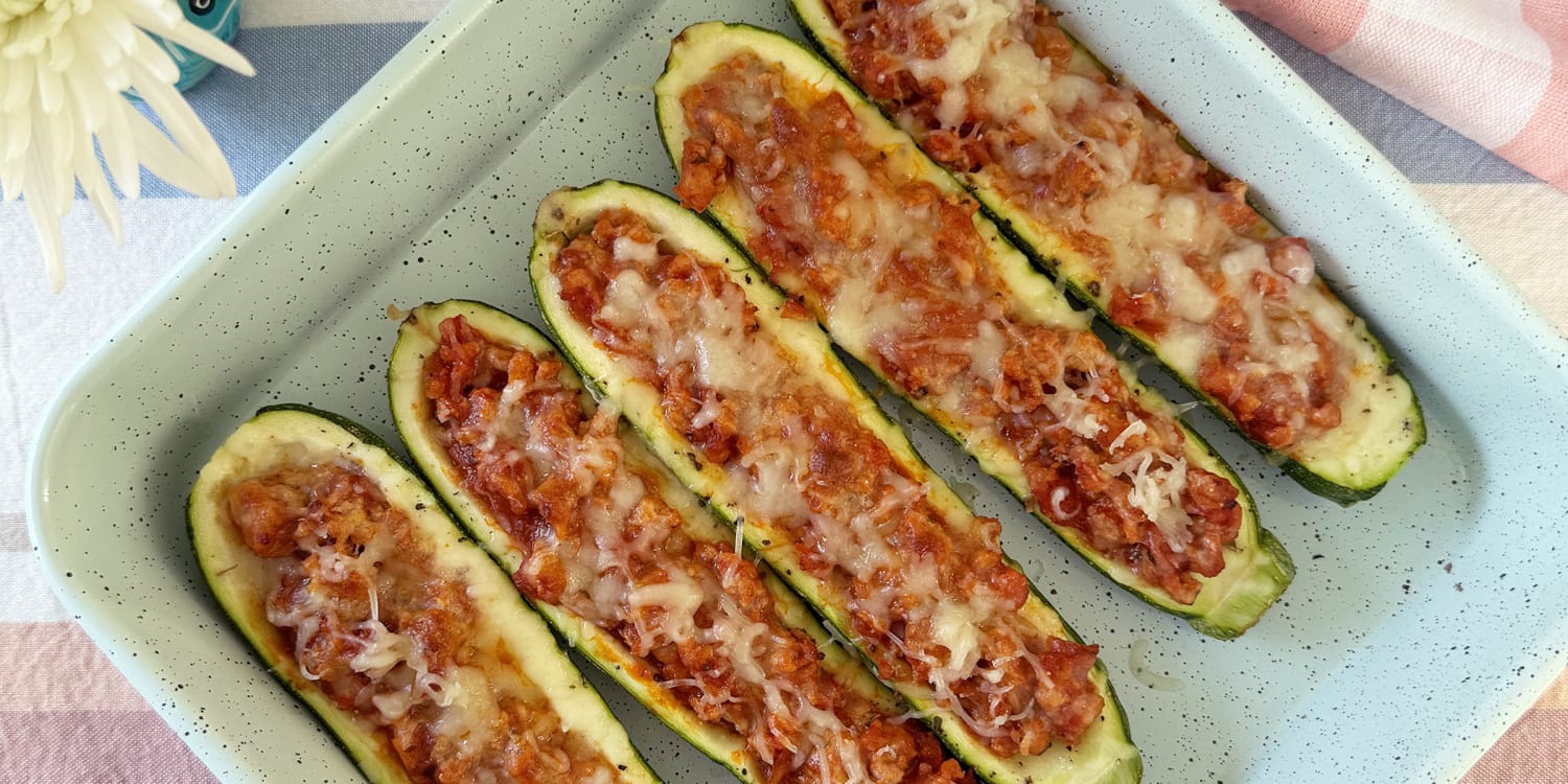 Make stuffed zucchini boats with ground turkey for a healthy dinner