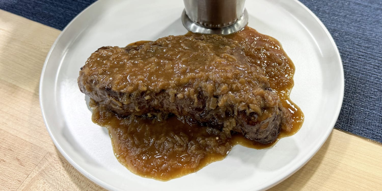 Eric Ripert serves bistro-style steak with a caramelized shallot sauce