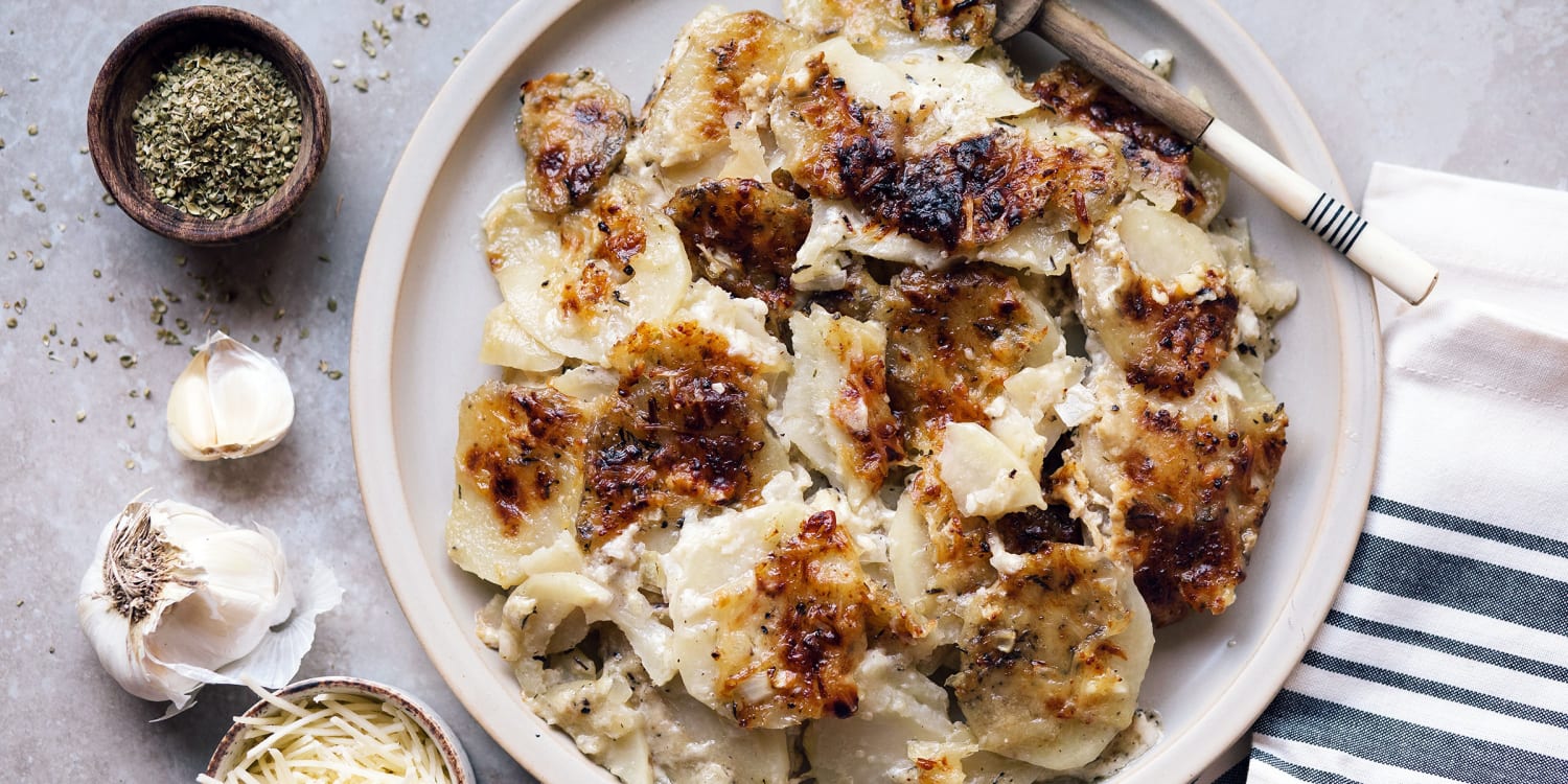 Easy and cheesy! Use your slow cooker for creamy scalloped potatoes