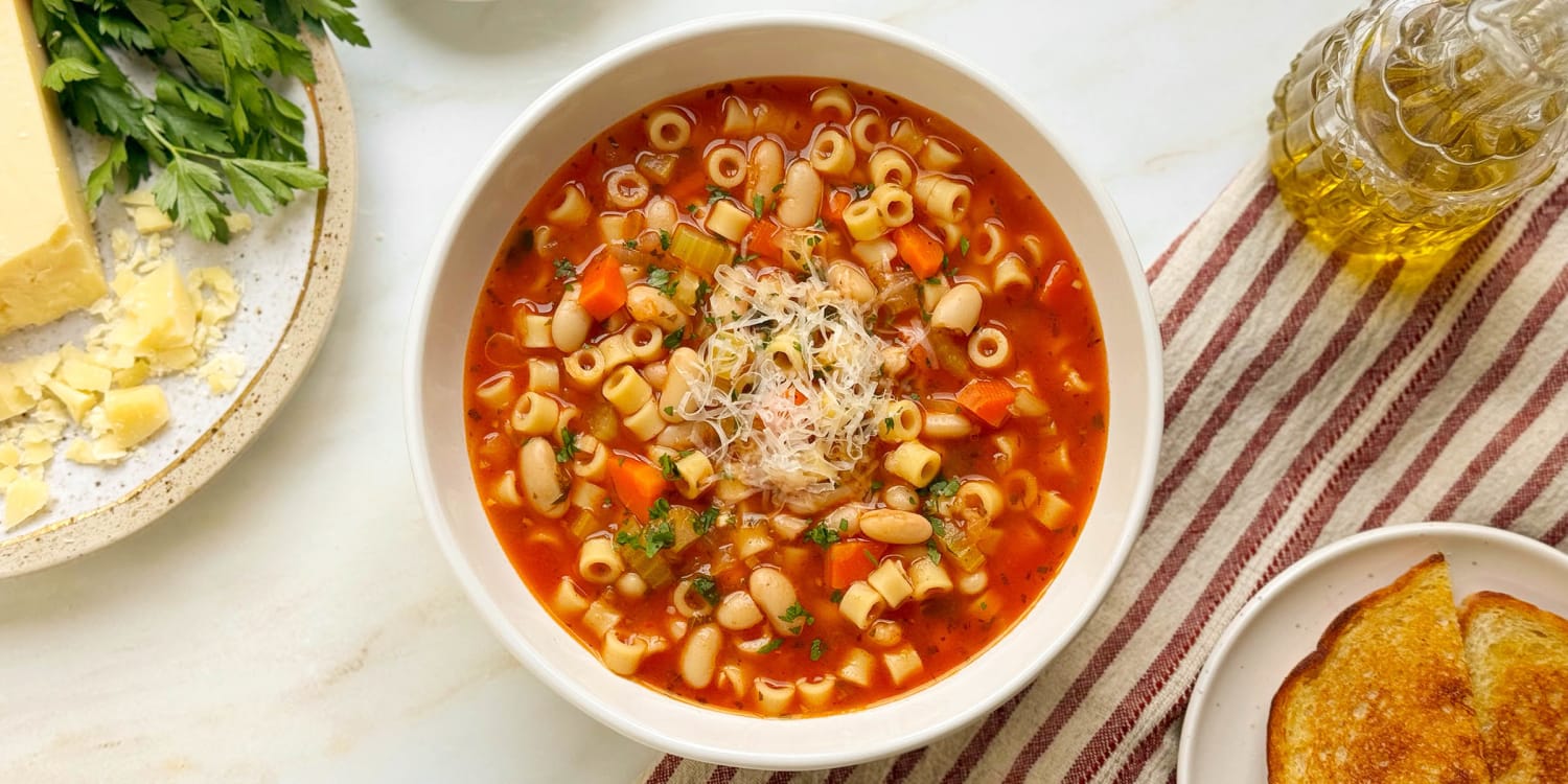 One-Pot Pasta Fagioli makes for a quick and healthy meal