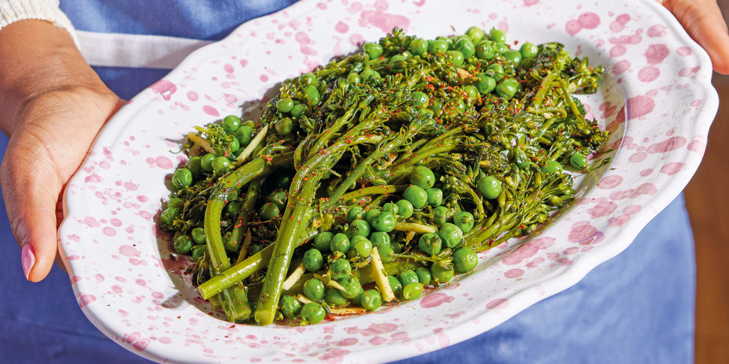 Broccolini and peas are the perfect pair in this gorgeously green side dish