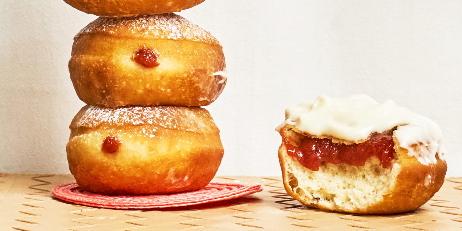 The classic Cuban combo of guava and cream cheese gets stuffed into doughnuts